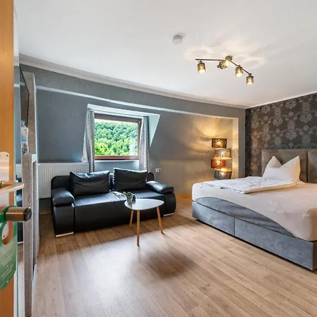 Gaestezimmer St Wendel 3*